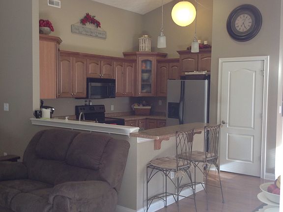 3rd image of 4299 Stergen Dr