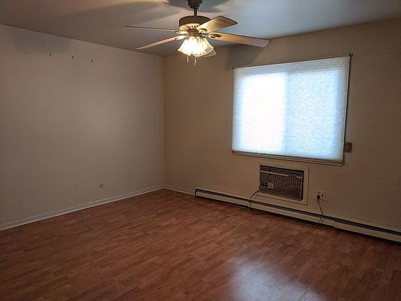 5th image of 1640 W Estes Ave APT 208