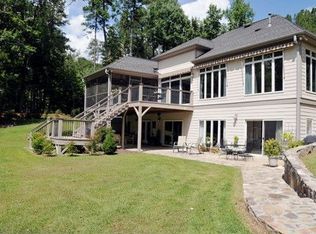 916 Shorefront Ln, Hillsborough, NC 27278