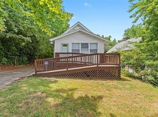 3220 W 120th St, Cleveland, OH 44111