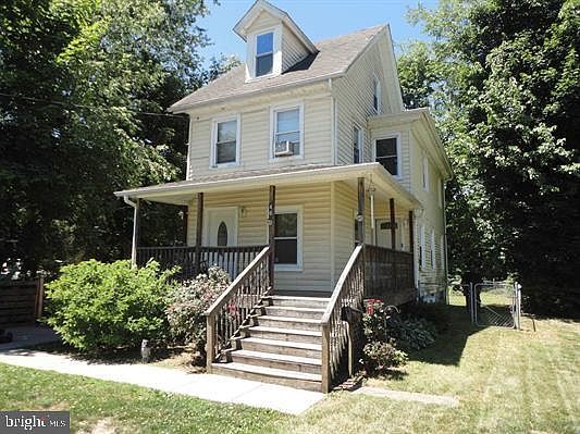 1st image of 46 Ellis St