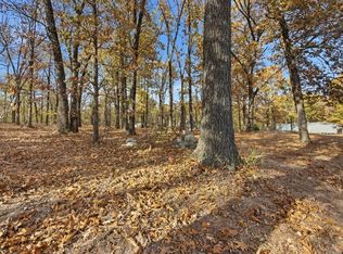 E 322nd Ln, Grove, OK 74344