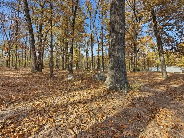 E 322nd Ln, Grove, OK 74344