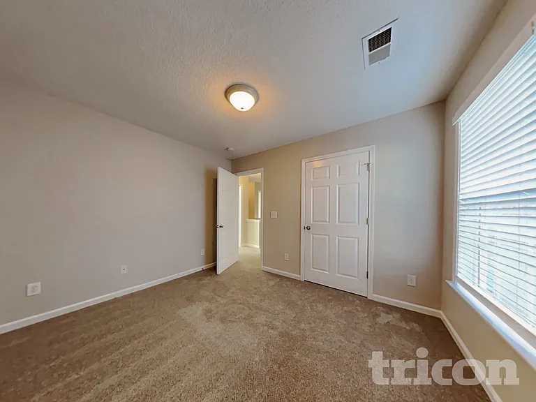 134 Summer Pines Dr — Photo 11