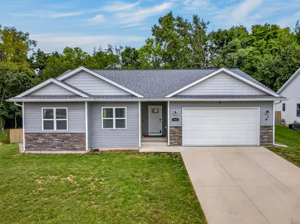 5002 Great Gray Dr, Madison, WI 53718