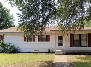 709 Race St, Crowley, TX 76036