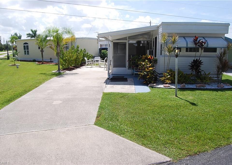 1st image of 20511 River Dr