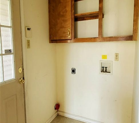 4th image of 1239 Aycock St