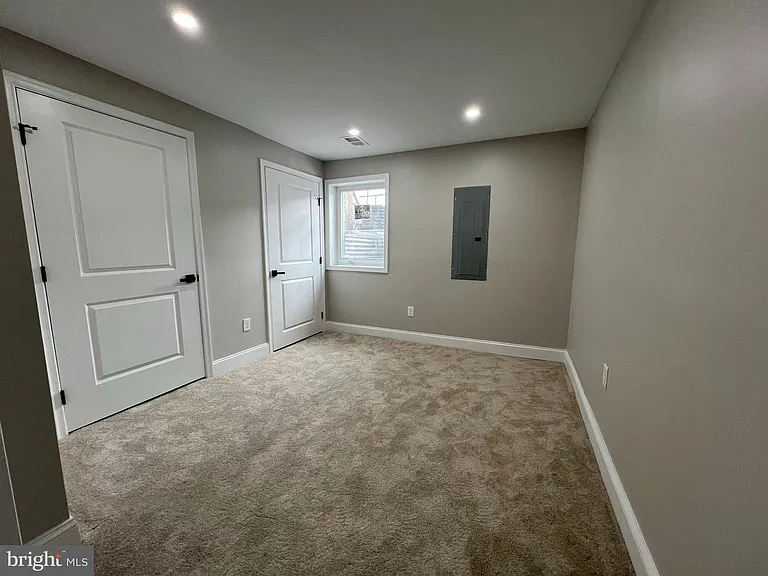 717 N Collington Ave — Photo 23
