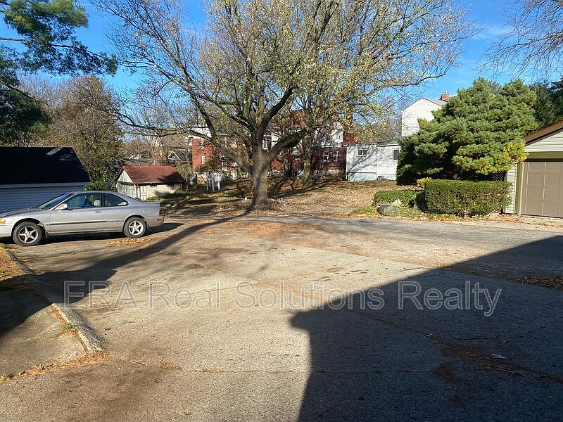 3006 Montana Ave Cincinnati, OH, 45211 Apartments for Rent Zillow