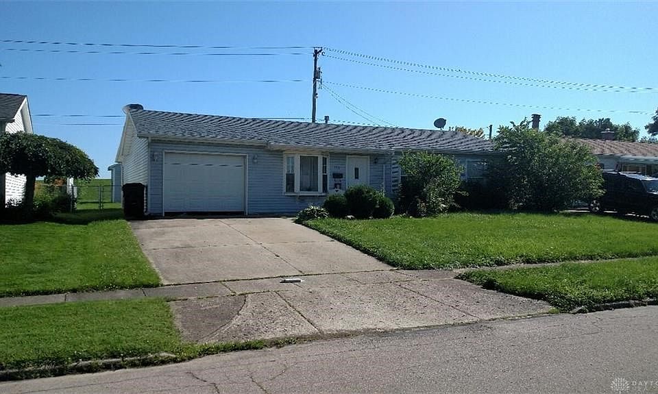 1st image of 778 Richard Dr