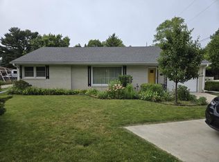 220 Four Mile Rd, Racine, WI 53402
