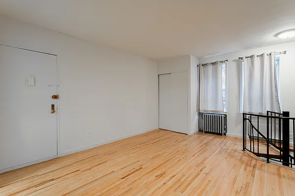 Rented by Bond New York | media 2