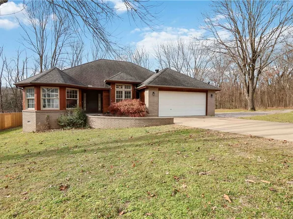 42 Overton Dr, Bella Vista, AR 72714