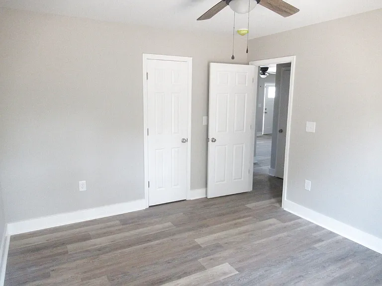 429 Northbrook Iii School Rd — Photo 12
