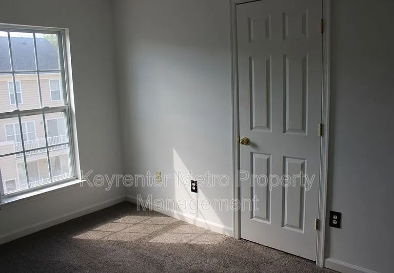 1005 Treeland Way — Photo 26