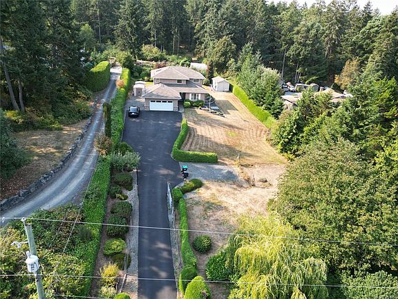 2nd image of 2552 Sea Blush Dr