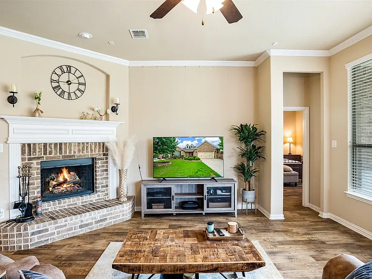 3001 Mosswood Dr — Photo 10