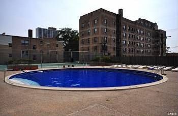 5th image of 3930 N Pine Grove Ave APT 1813