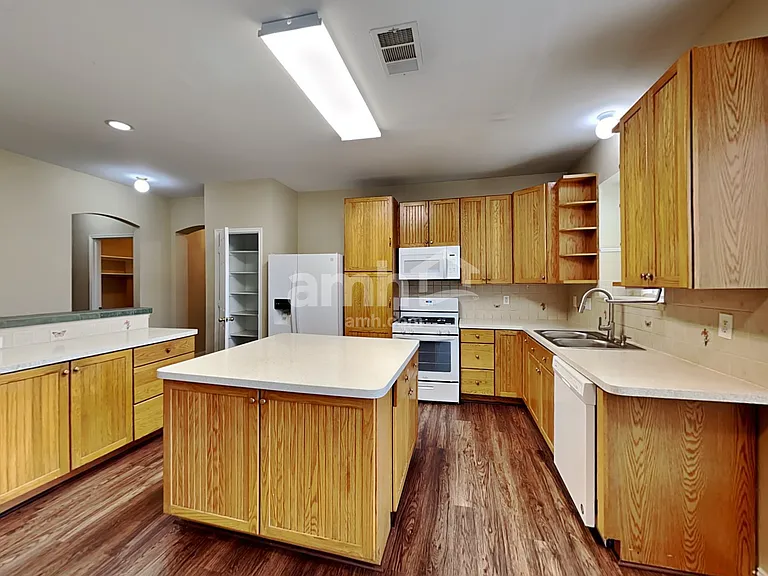 4308 Rebecca Ct — Photo 3