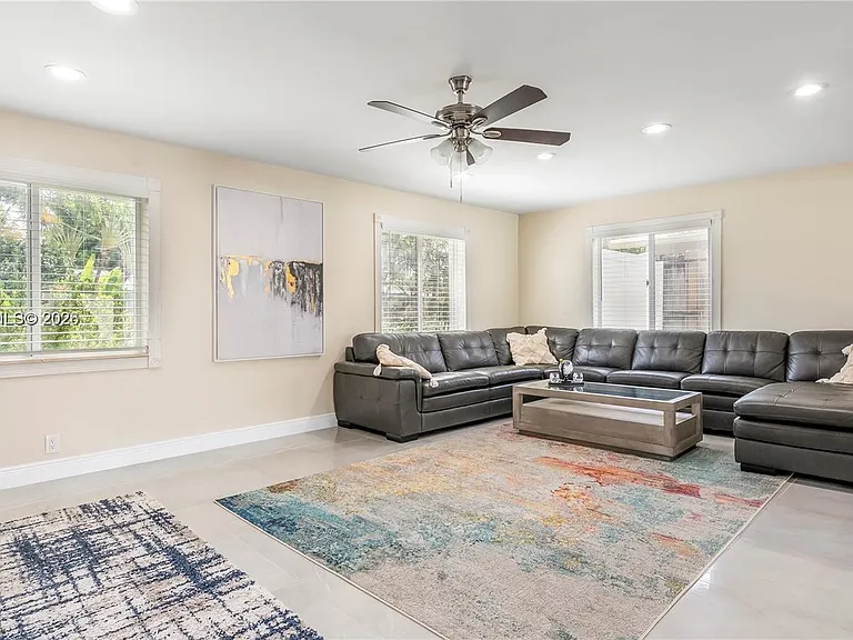5211 NE 17th Ave — Photo 16