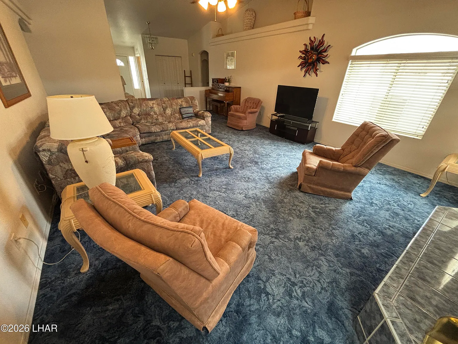 4 bed, 2.0 bath, 2165 sqft, $2,750 — Photo 4