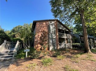 1403 Tuxworth Cir, Decatur, GA 30033