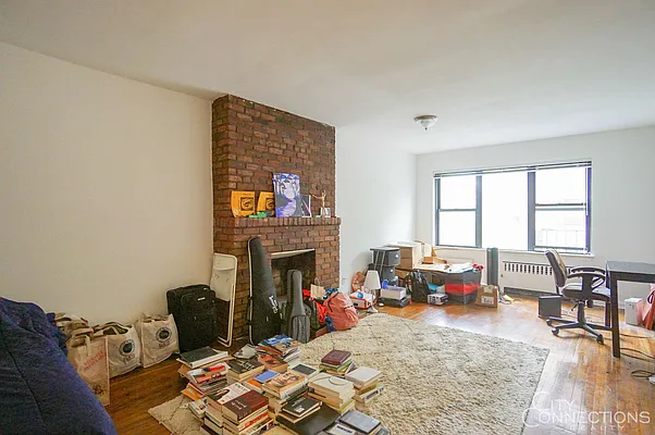 Rented by City Connections Realty | media 16