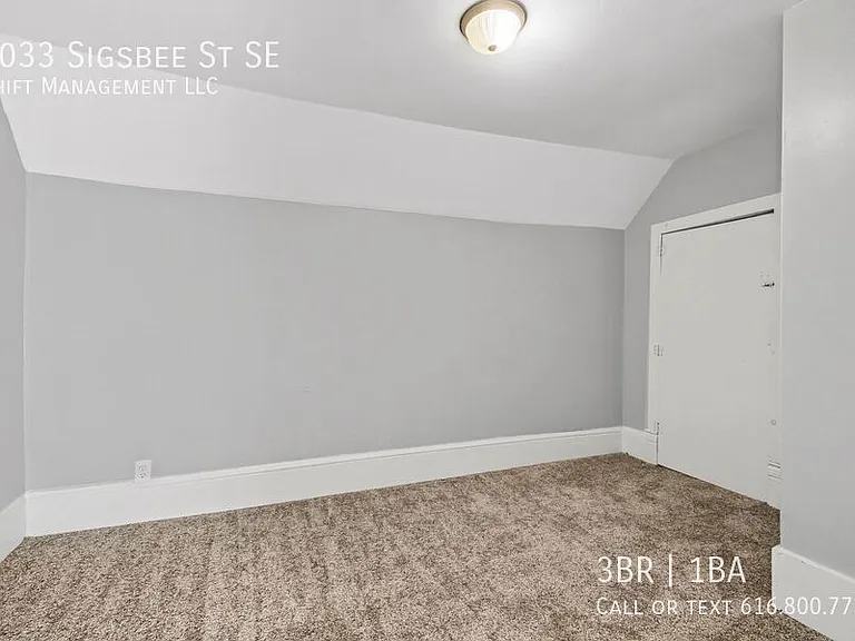 1033 Sigsbee St SE — Photo 11