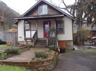 114 N Elm St, Bingen, WA
