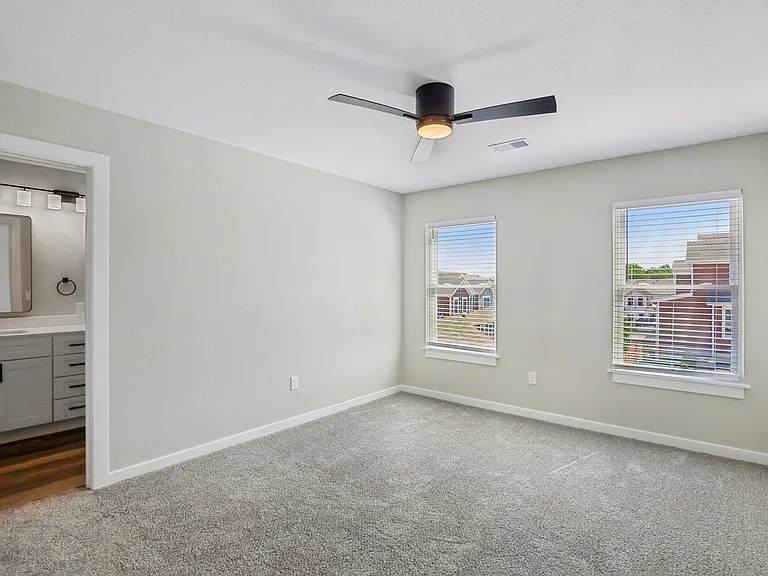 Greenwood Townhomes — Photo 73