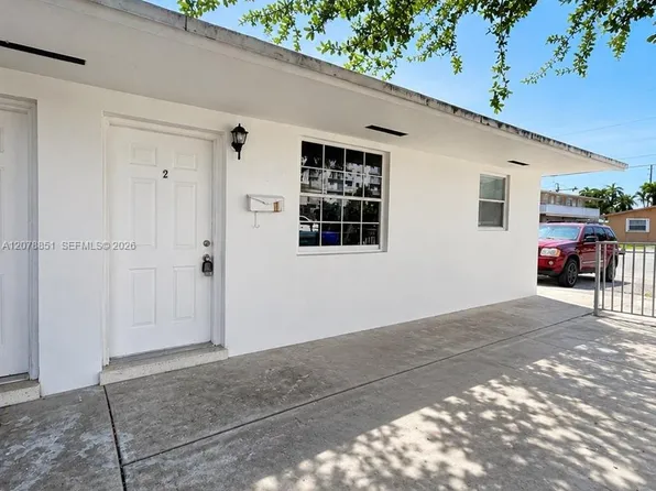 10841 SW 7th St APT 1, Miami, FL 33174