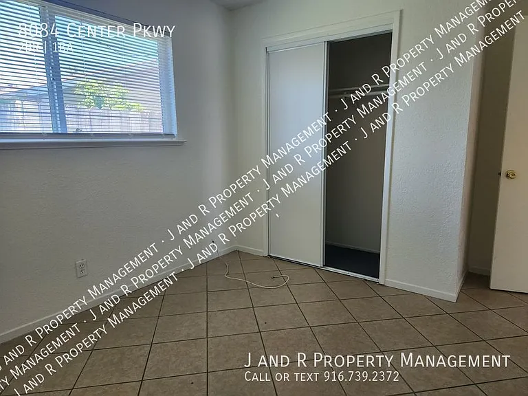 8084 Center Pkwy — Photo 11