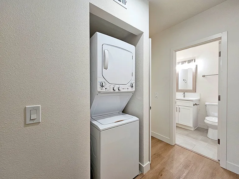 The Vine Apts — Photo 8