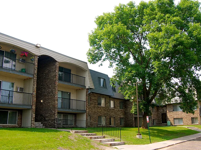 Autumn Ridge Apartments — Photo 16