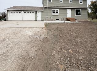 602 Buick Dr SW, Aberdeen, SD 57401