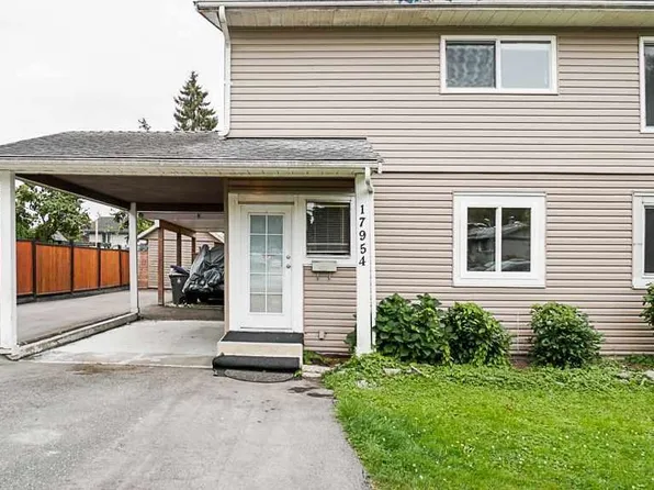 17954 58th Ave, Surrey, BC V3S 1L7
