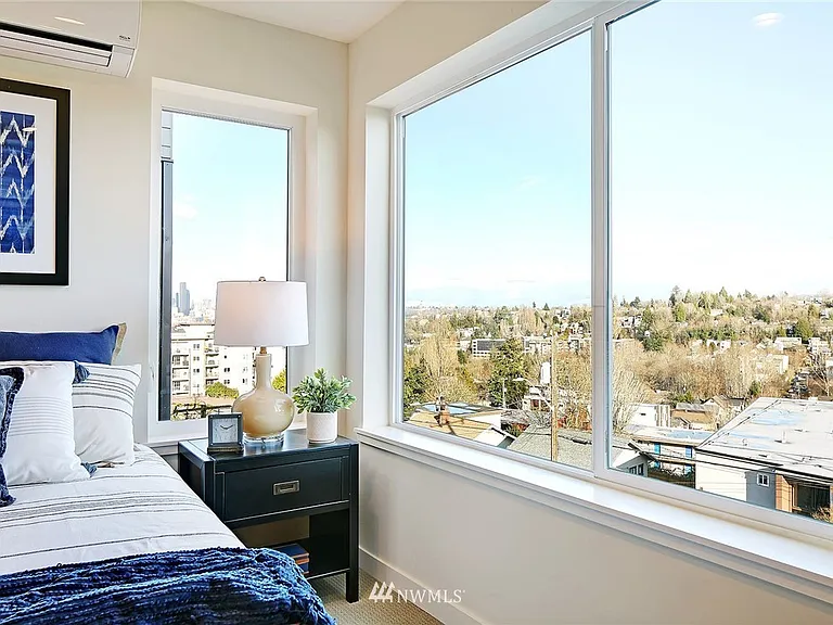3104 SW Avalon Way — Photo 9