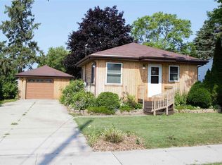 213 Buchanan St, Little Chute, WI 54140