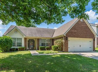 469 Skyview Ln, Lexington, KY 40511