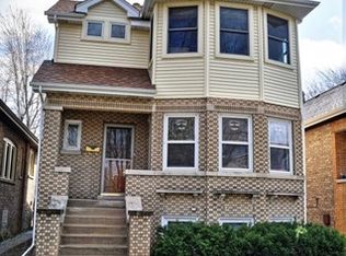 3715 Raymond Ave, Brookfield, IL 60513