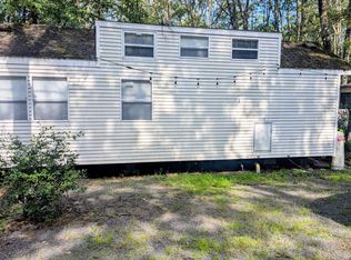 112 Aztec Dr, Shohola, PA 18458