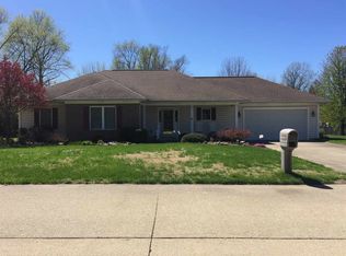 1256 N Bordeaux Dr, Vincennes, IN 47591