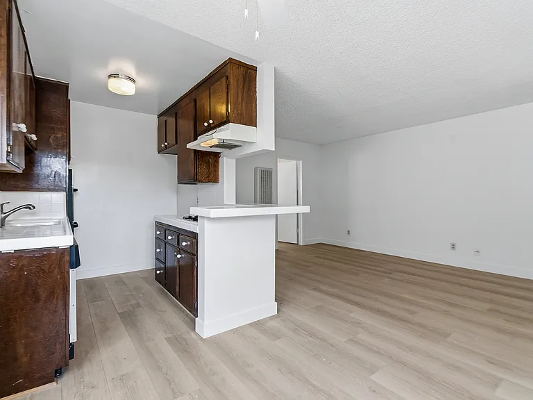 3760 Vinton Ave #3 — Photo 2