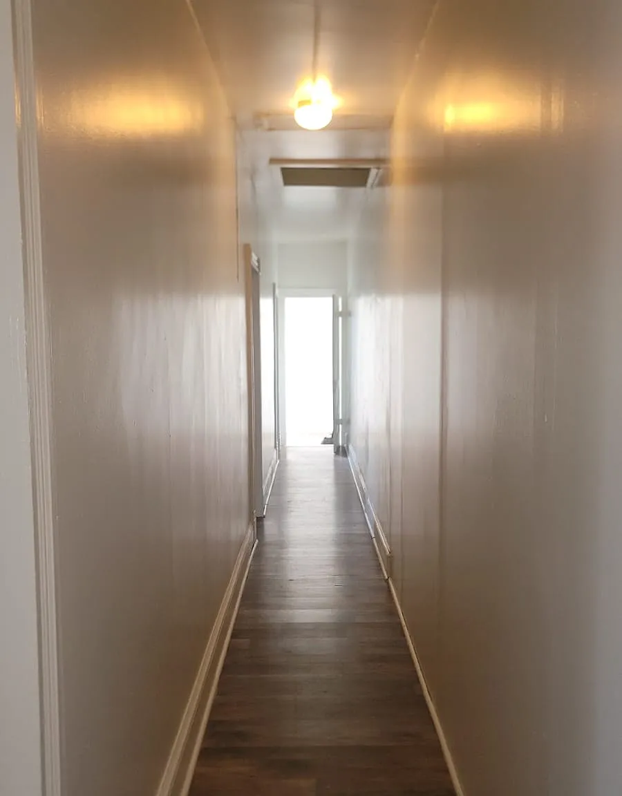 3 bed, $1,300 — Photo 4