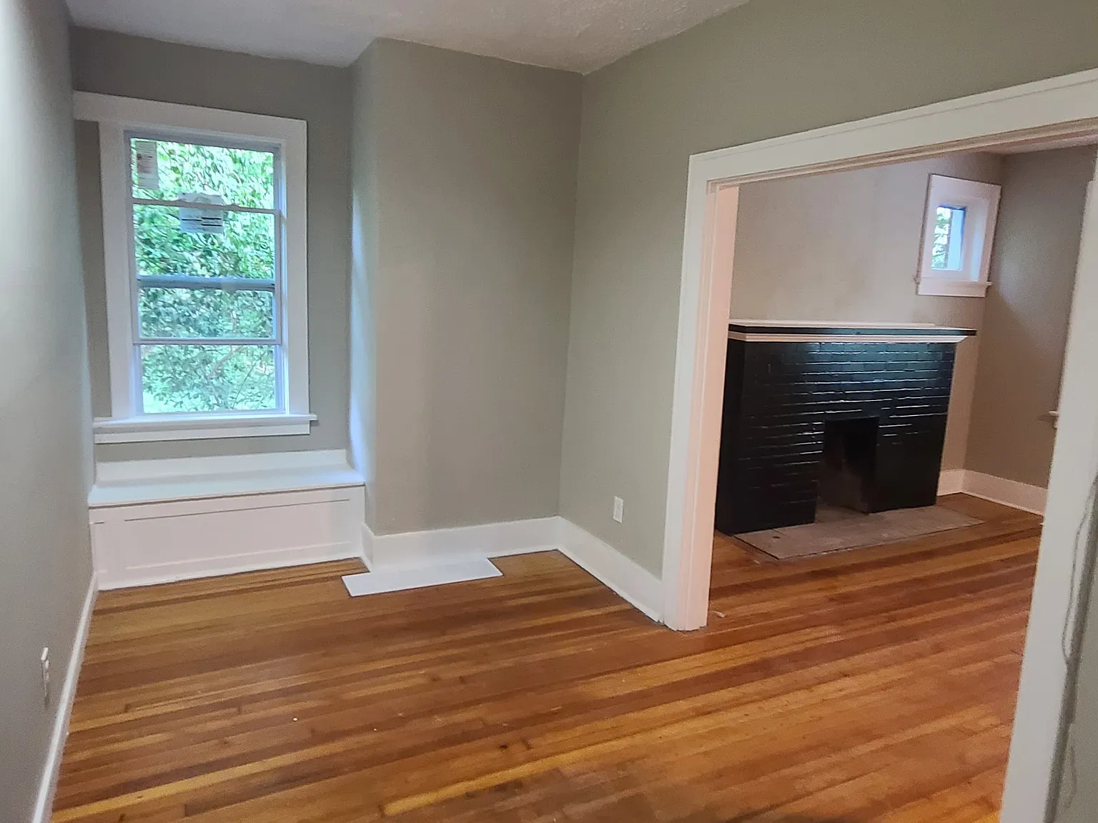 5 bed, 2.5 bath, 1711 sqft, $2,200 — Photo 3