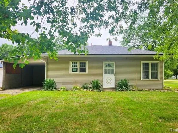 1571 Alma Ave, Waterford, MI 48327