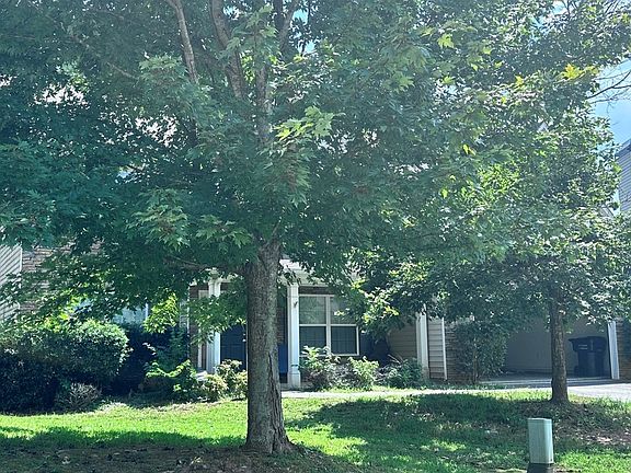 3rd image of 3844 Sagebrush Ln