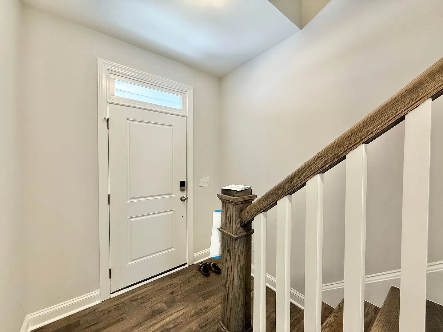 Stunning Newly Built 3BD, 3.5BA Fuquay Varina Townhome Near Shopping and Dining — Photo 2