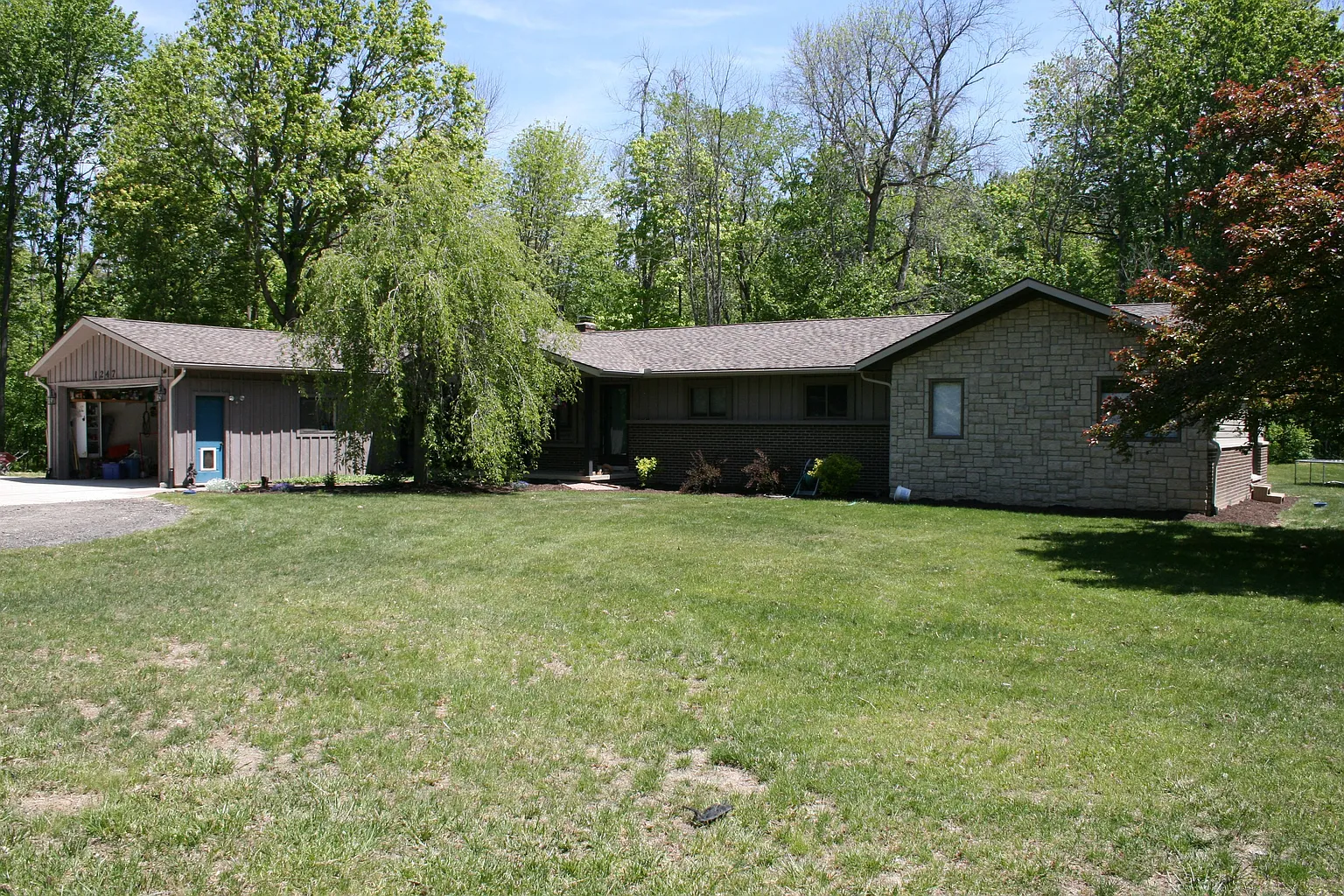 1247 S Sashabaw Rd photo 1